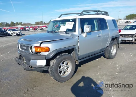 2007 Toyota Fj Cruiser from USA, damaged, VIN JTEBU11F670010334